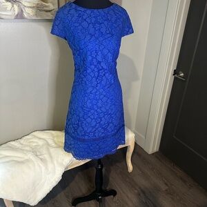 Vince Camuto Beautiful Royal Blue Lace Dress size 12